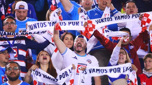 La afición de Cruz Azul explotó por la derrota de 3-0 ante LAFC en la ida de los cuartos de final de Concachampions.