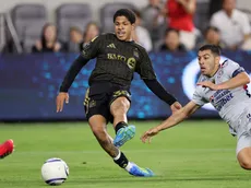 Tras marcarle un doblete, figura de LAFC advierte a Cruz Azul