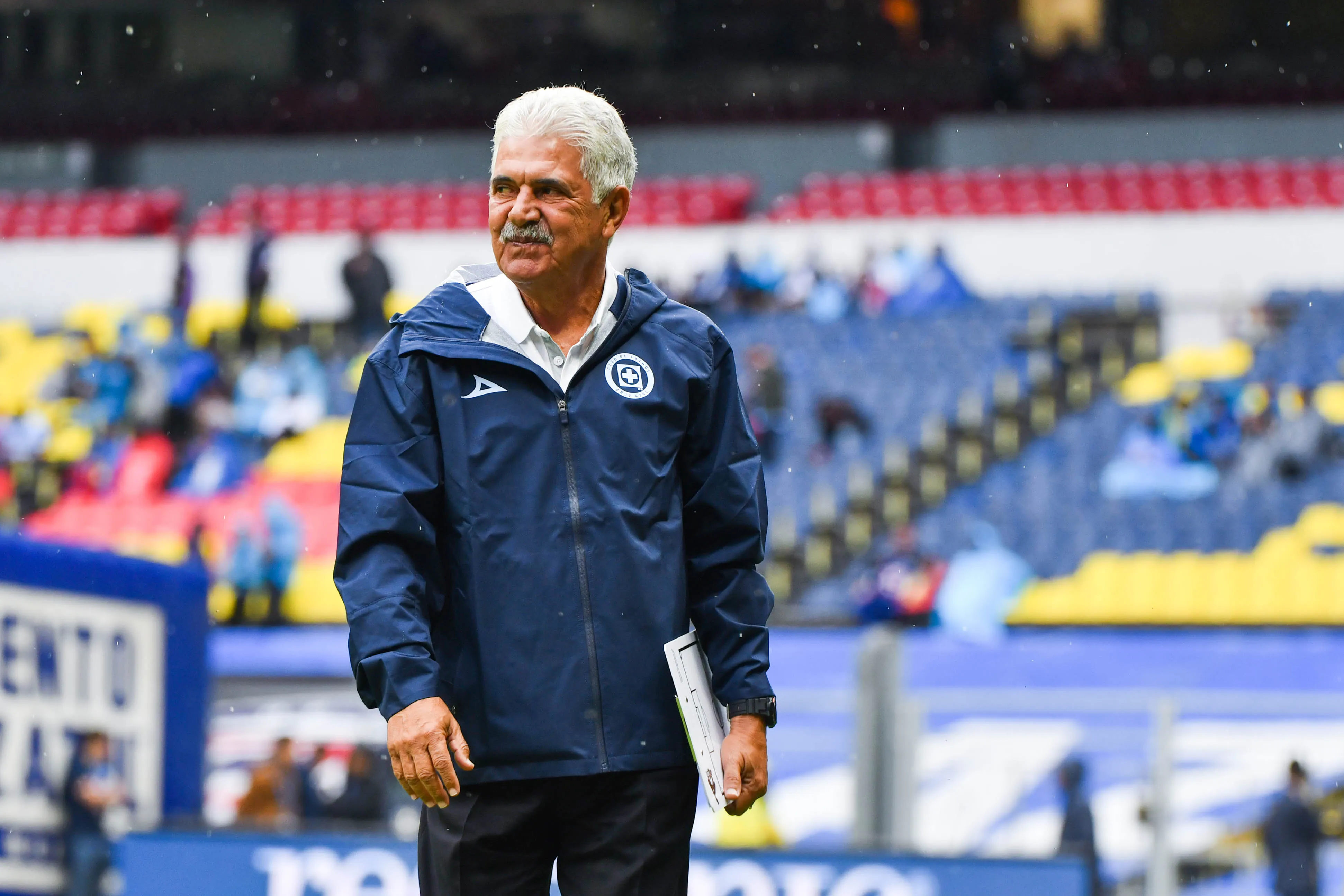 Ricardo Ferretti se atrevió a elegir al favorito para el Clásico Joven (Imago 7)