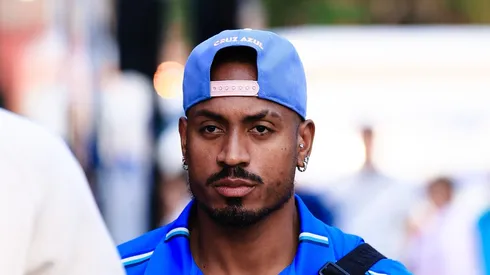 Willer Ditta calentó la previa del Clásico Joven con una advertencia en Cruz Azul.