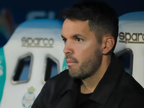 Filtran arrepentimiento en Cruz Azul por haber contratado a Larcamón