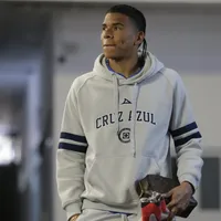 Javier Alarcón dio 3 razones por las que Kevin Mier debería ser titular