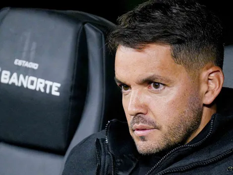 La decisión de Larcamón tras el Clásico Joven y pensando en LAFC