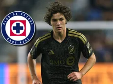 Jude Terry, jugador de LAFC, calentó la vuelta ante Cruz Azul