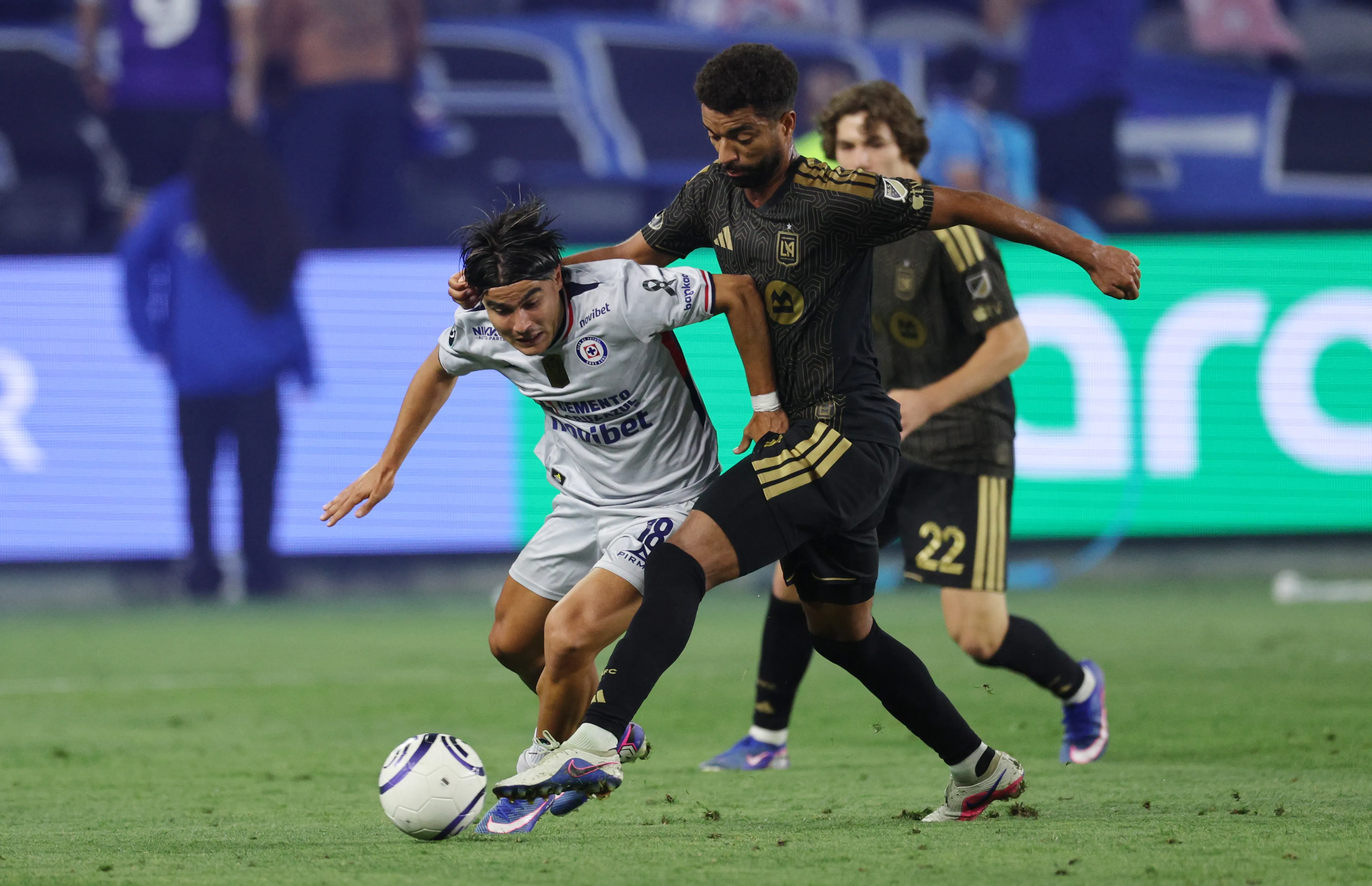 En el interior de Cruz Azul reconocieron el gran error ante LAFC (Getty Images)