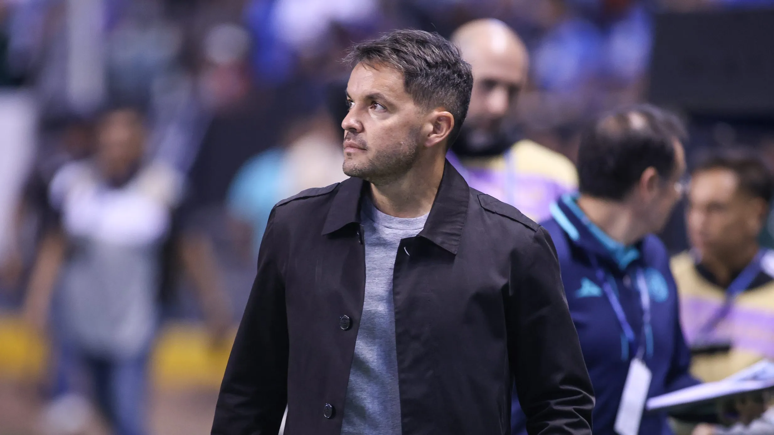 Nicolás Larcamón dio la cara en Cruz Azul tras ser eliminados de la Concachampions 2026.