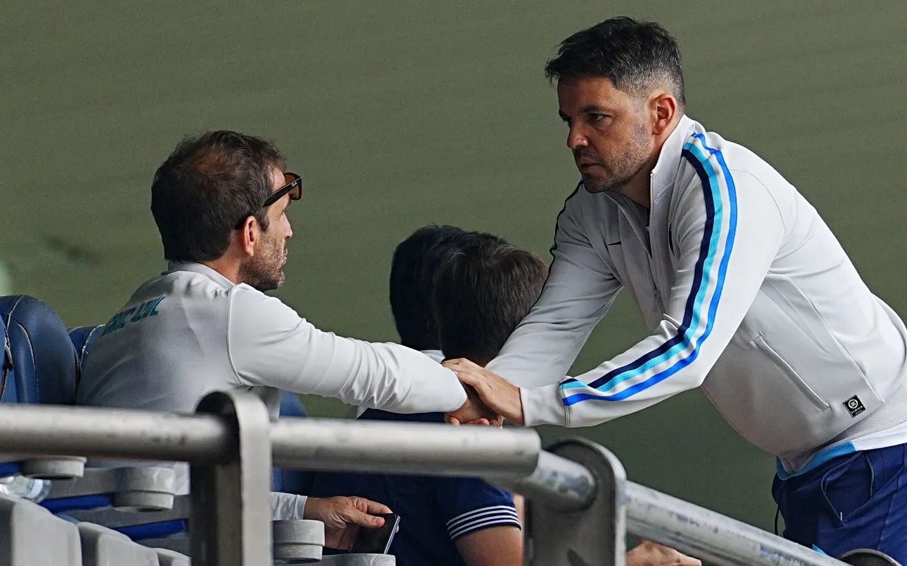 Iván Alonso y Nicolás Larcamón, cuestionados por estos días. (Imago 7)