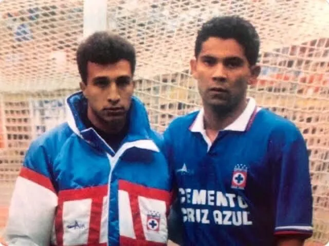 Humberto Valdés fue parte del grupo multicampeón de Cruz Azul en la década de 1990. (Gentileza)