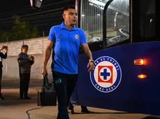 Charly habló de los pitos a Larcamón: "Es un técnico que..."