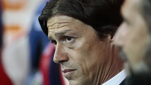 Çruz Azul estaría en la búsqueda de posibles candidatos para reemplazar a Nicolás Larcamón en el banquillo cementero.