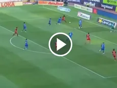 Otra vez en la mira: Campos quedó expusto en el gol de Xolos