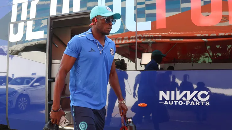 Christian Ebere contaba con el permiso del club para viajar a Nigeria pero optó por quedarse en México y defender los colores de Cruz Azul.