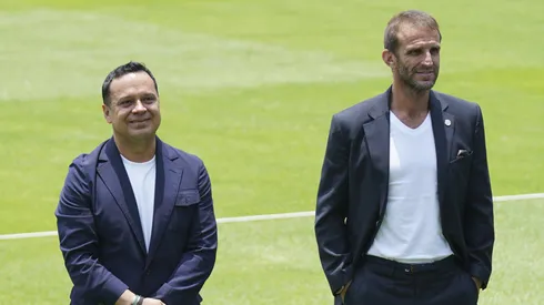 Cruz Azul tuvo una reunión de emergencia después de ocho partidos oficiales sin conocer la victoria. Iván Alonso, el más cuestionado.