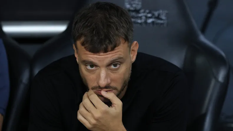Martín Anselmi podría regresar a la Liga MX para el Apertura 2026.