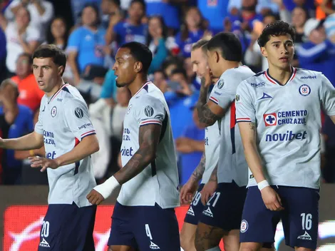 Cruz Azul sigue cuesta abajo y no pasa del empate vs. Gallos