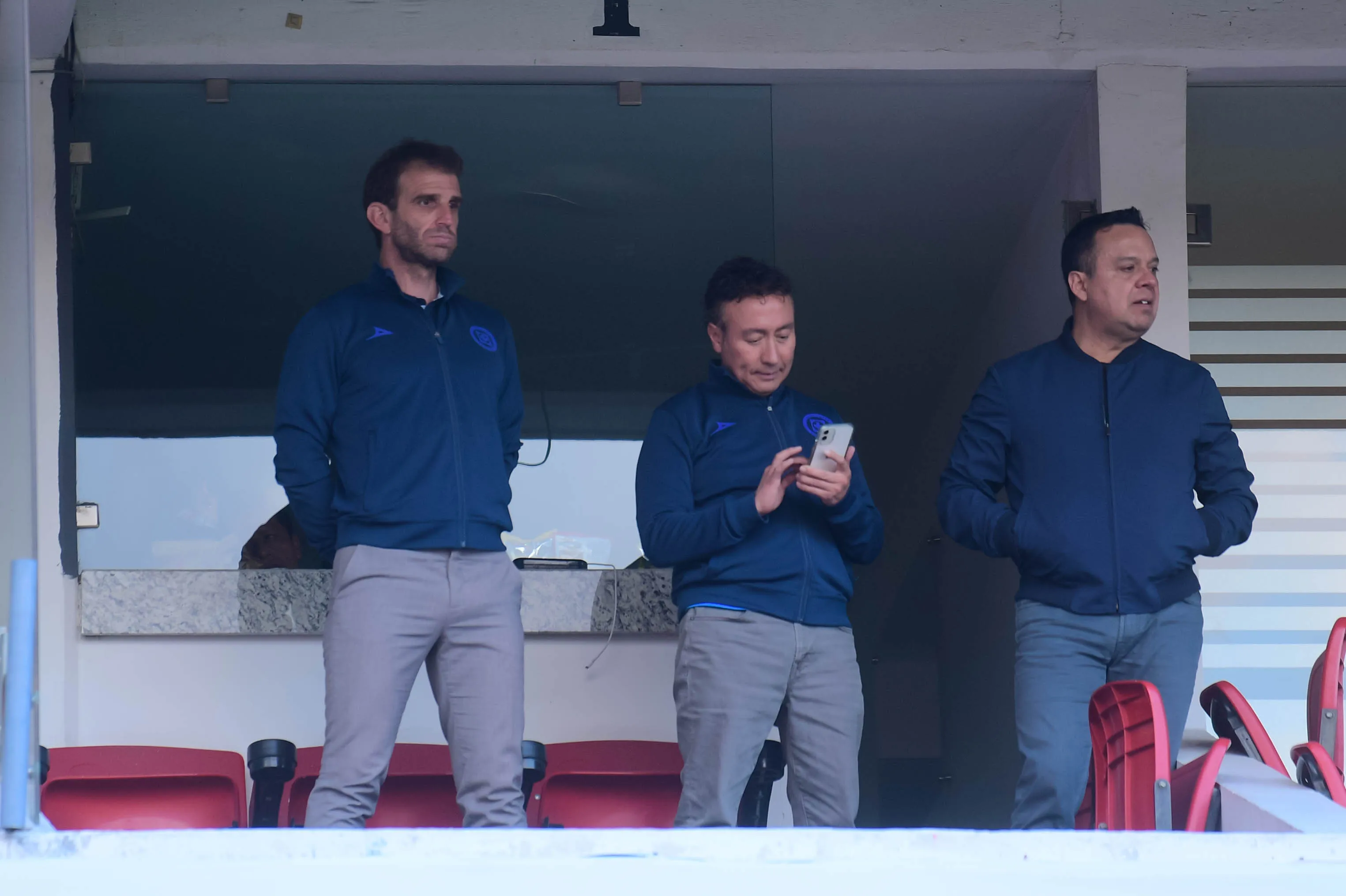 Víctor Velázquez convocó una reunión de última hora en Cruz Azul (Imago 7)