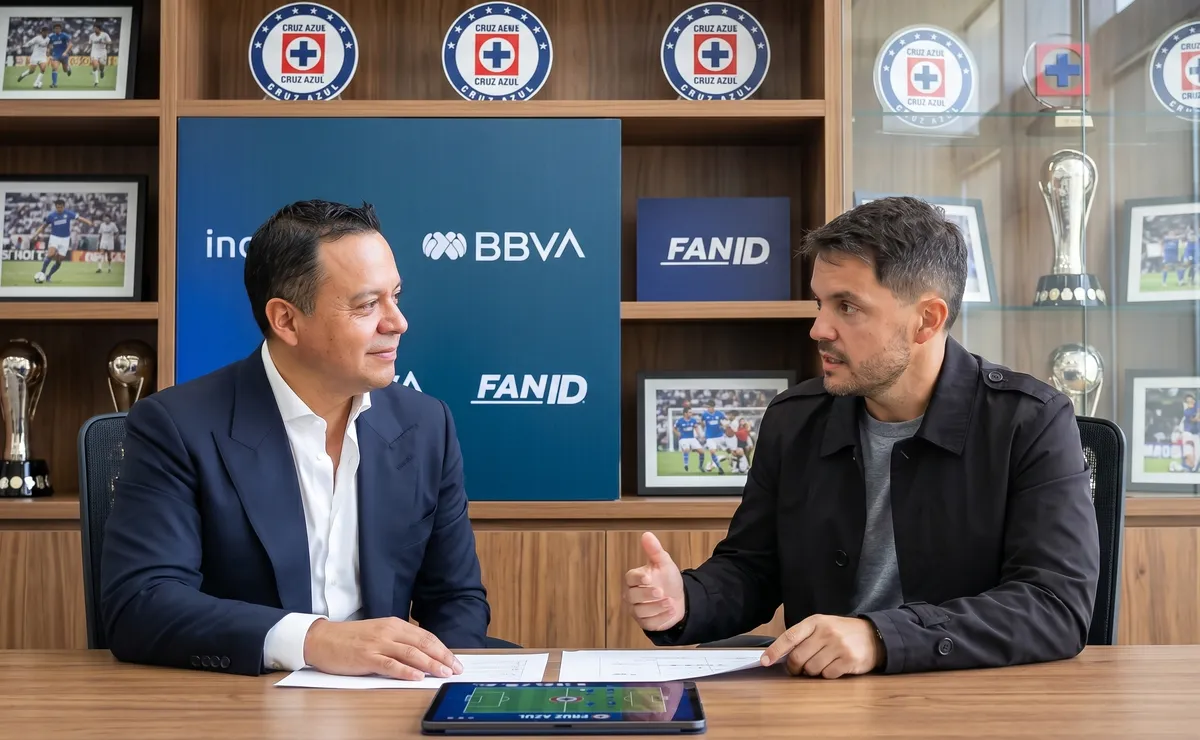 Larcamón Revela Respeto por Velázquez Tras Sorpresiva Salida de Cruz Azul