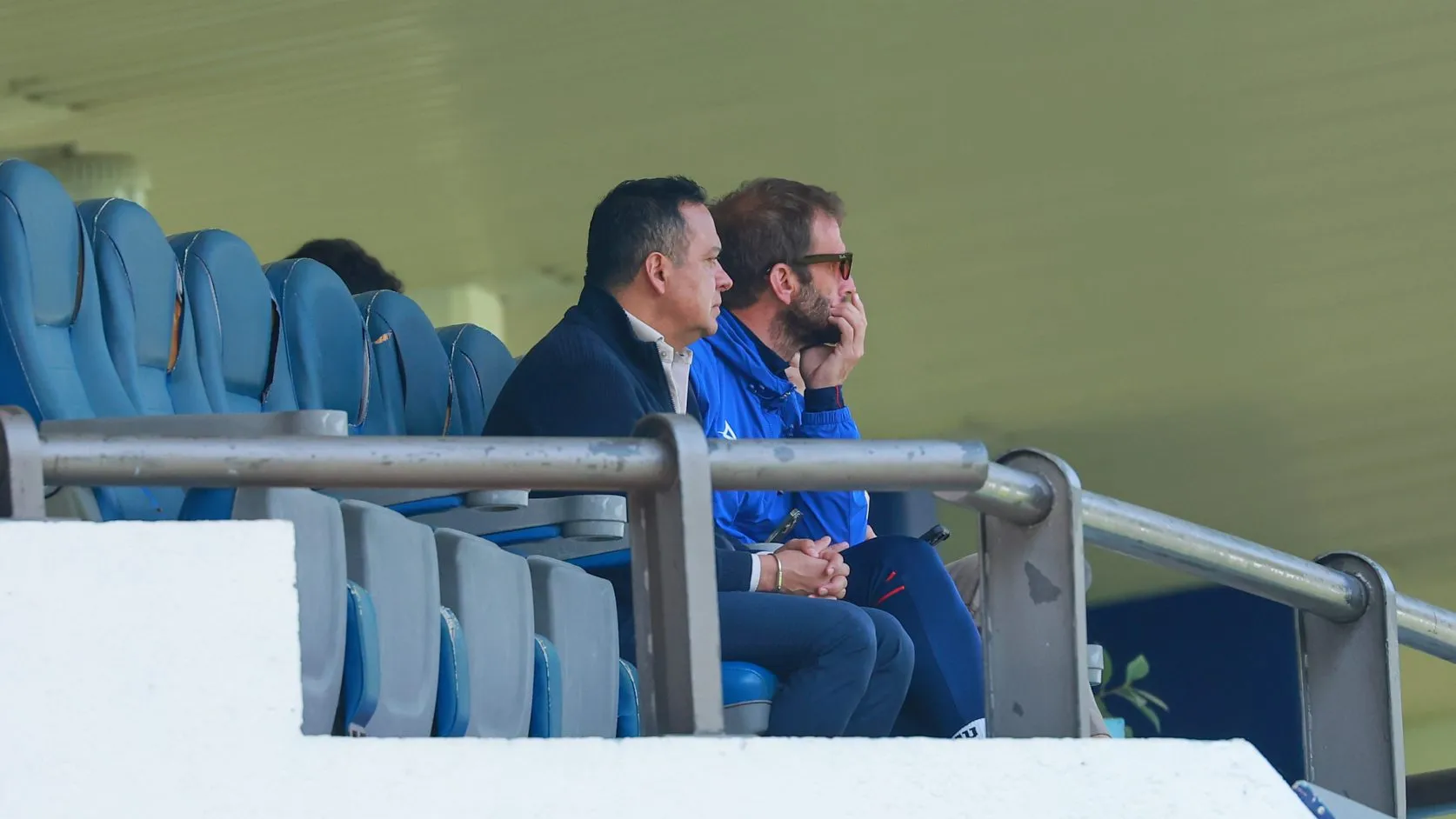 Javier Alarcón destapa cómo está la relación Alonso-Velázquez tras la salida de Larcamón