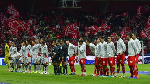 Cruz Azul puede conseguir el premio de un millón de dólares que consagra al mejor equipo de la temporada si gana esta noche al Necaxa.