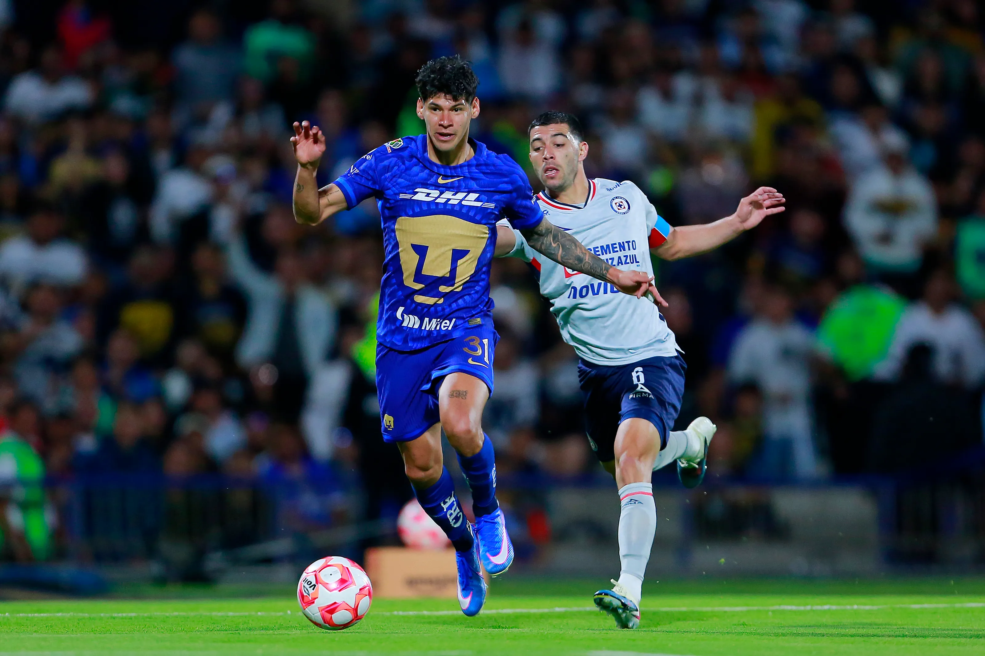 Cruz Azul y Pumas no se sacaron ventajas en la fase regular. (JAM Media)