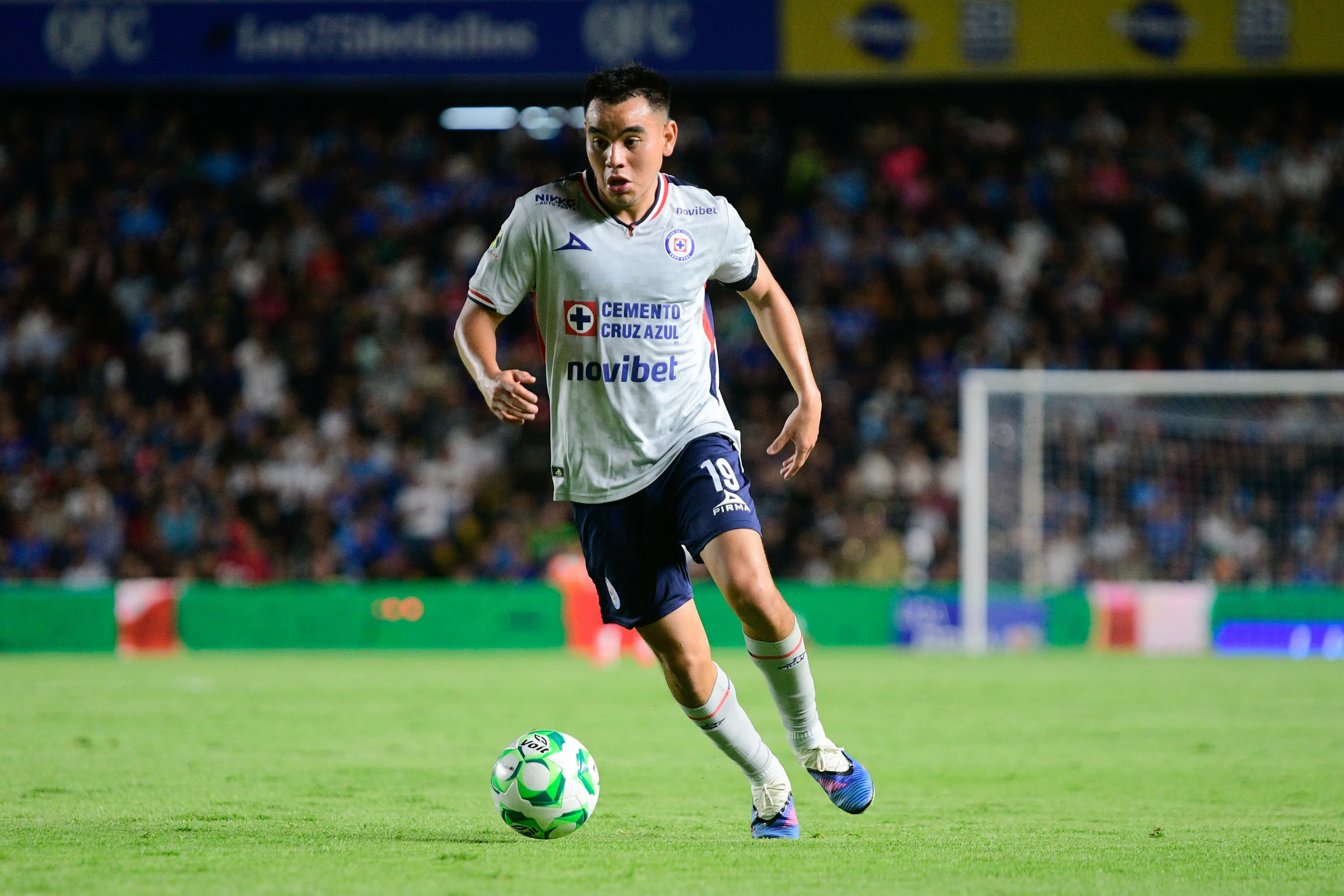 La indignación de Ricardo Peláez con la ausencia de Charly Rodríguez (Imago 7)