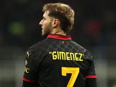 El llamado del Memote al TRI complica a Santiago Giménez