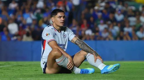 El estado del Toro Fernández enciende alertas en Cruz Azul de cara a la Liguilla.