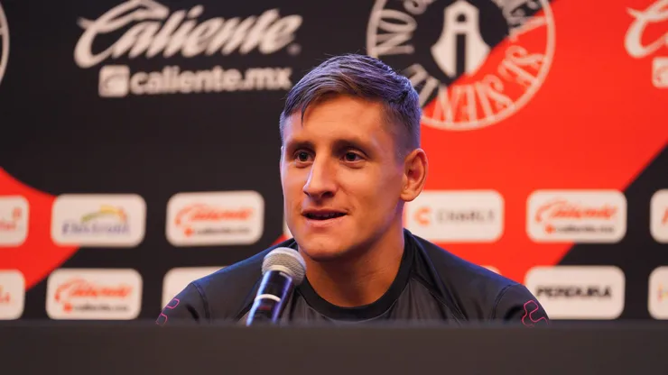 Rodrigo Schlegel tomó la palabra en rueda de prensa y se refirió a la llegada de Joel Huiqui como técnico interino de Cruz Azul.