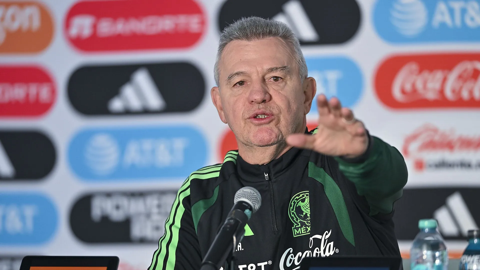 Javier Aguirre dio a conocer un listado de 7 futbolistas que se encuentran en Europa. (Imago7)