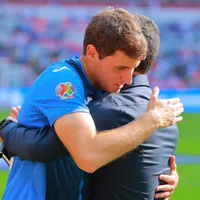 Santiago Giménez eligió al DT que más lo ayudó en Cruz Azul