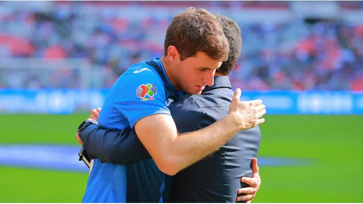 Santiago Giménez eligió al DT que más lo ayudó en Cruz Azul