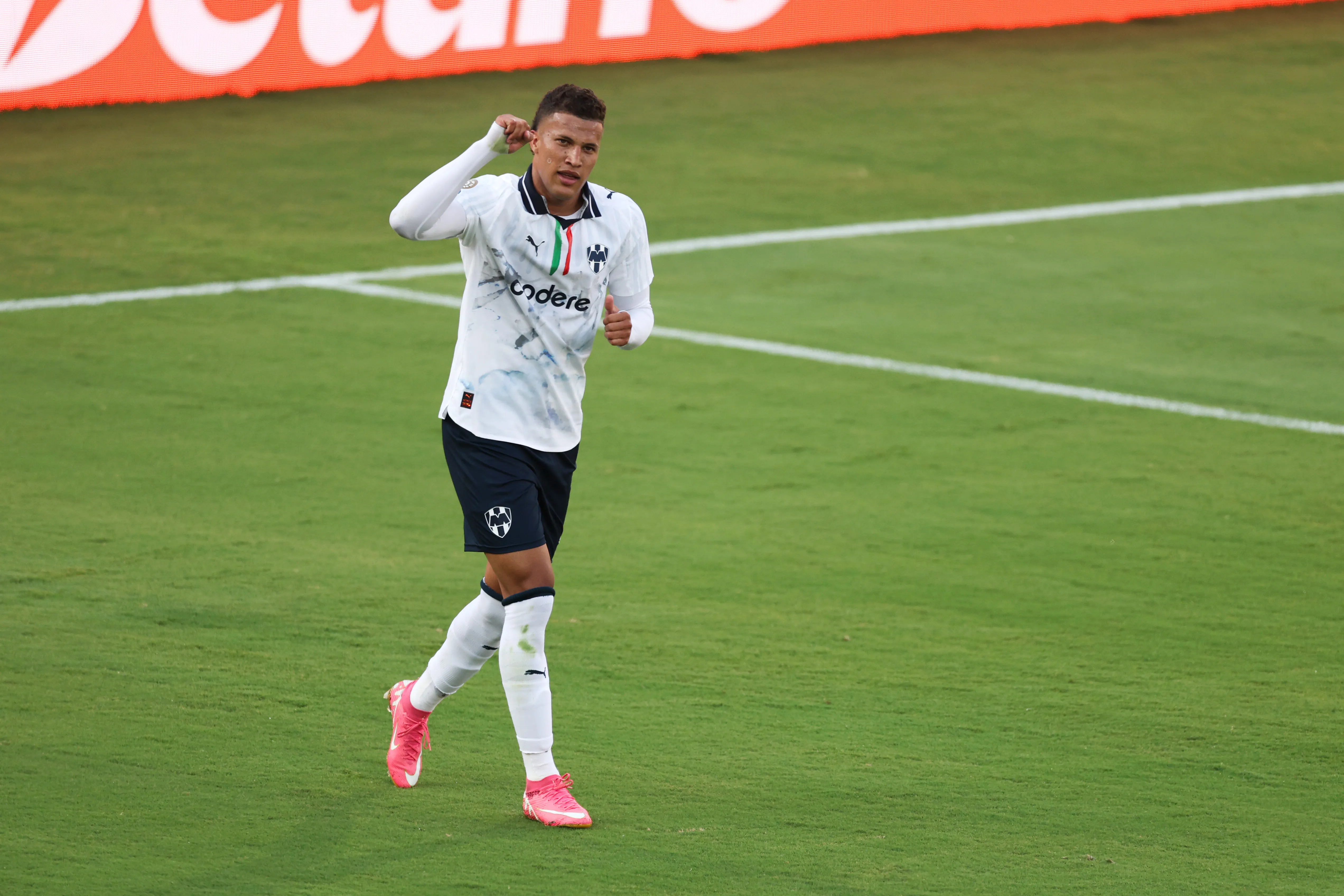 La postura del Real Betis ante el interés de Cruz Azul en Nelson Deossa (Getty Images)