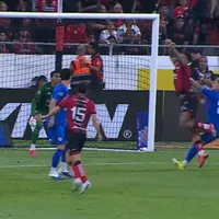 ¿Error o robo? El penal que le cobraron a Piovi vs. Atlas