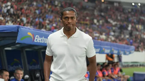 Joel Huiqui pasó por los micrófonos de la prensa tras la victoria de Cruz Azul y se acordó de la no convocatoria de Charly Rodríguez con la Selección.
