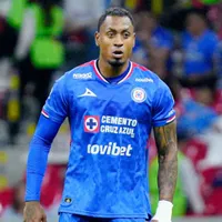 Willer Ditta le regaló su playera a un aficionado de Cruz Azul y es viral