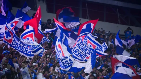 La afición de Cruz Azul está respondiendo como se esperaba para el duelo más importante en lo que va de temporada.