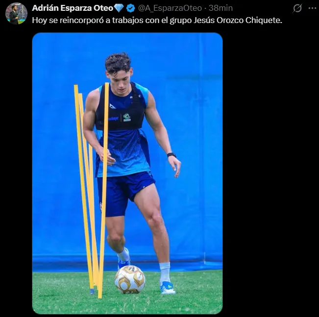 Jesús Orozco volvió a trabajar con el grupo. (@A_EsparzaOteo)