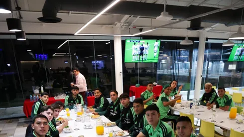 Mesa separada: la foto de Erik Lira en la Selección Mexicana