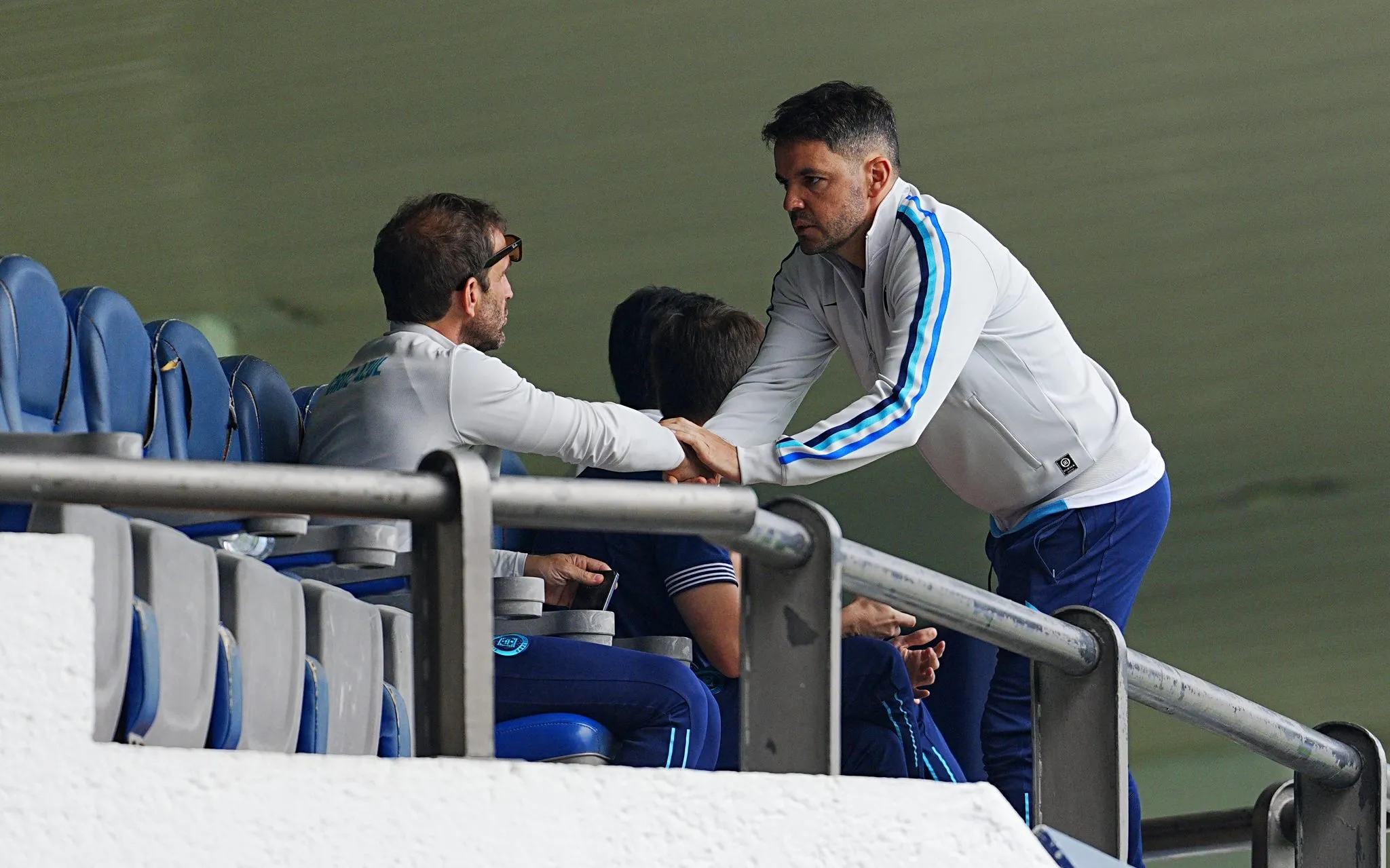 Iván Alonso y Nicolás Larcamón, su último DT principal elegido. (Imago 7)