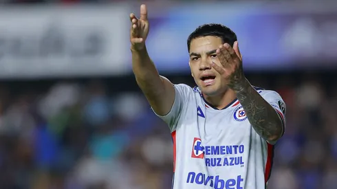 Gabriel Fernández causó baja en Cruz Azul en la ida de cuartos de final contra Atlas por una lesión.
