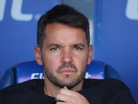 Tras ser relacionado con el Sporting, Larcamón anuncia nuevo trabajo