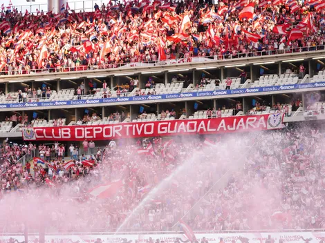 Feo gesto de la afición de Chivas a horas de jugar contra Cruz Azul