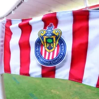 Chivas calienta la vuelta con palos al América y al Atlas