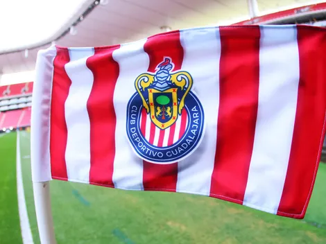 Chivas calienta la vuelta con palos al América y al Atlas