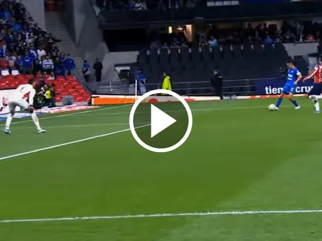 El golazo de Charly Rodríguez que puso a Cruz Azul en partido ante Chivas