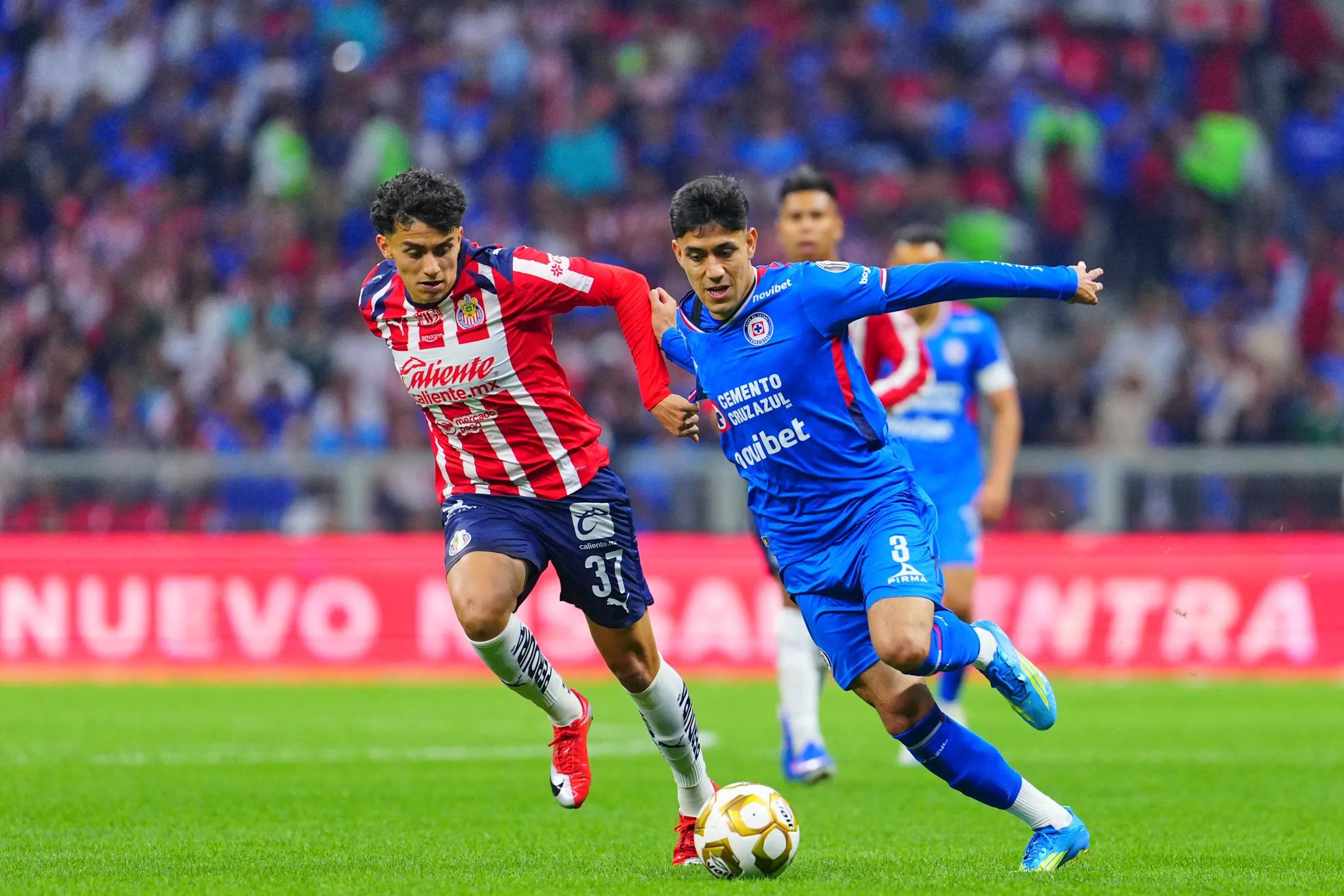 ¿Qué pasa si Cruz Azul gana, empata o pierde contra Chivas por la Vuelta? (Imago 7)