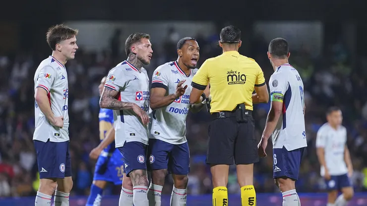 Cruz Azul estaría disconforme con la elección de Daniel Quintero para la final ante Pumas.