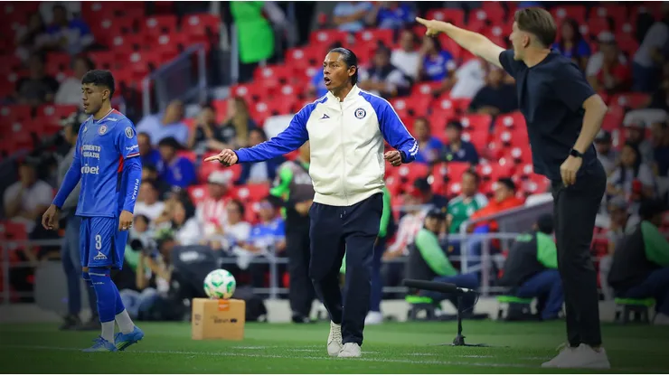 Joel Huiqui revitalizó a un Cruz Azul que atravesaba una crisis con Larcamón.
