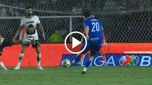 Gran remate del ex Necaxa.