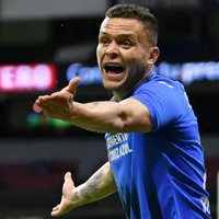 La afición de Cruz Azul pide por el regreso de 'Cabecita Rodríguez'